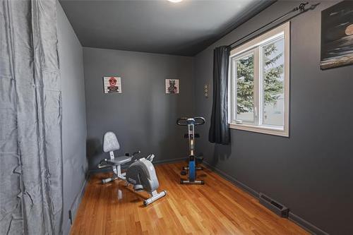 8 Agate Bay, Winnipeg, MB 