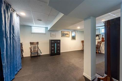 8 Agate Bay, Winnipeg, MB 