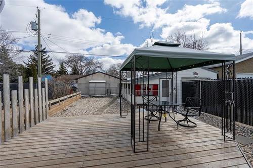 8 Agate Bay, Winnipeg, MB 