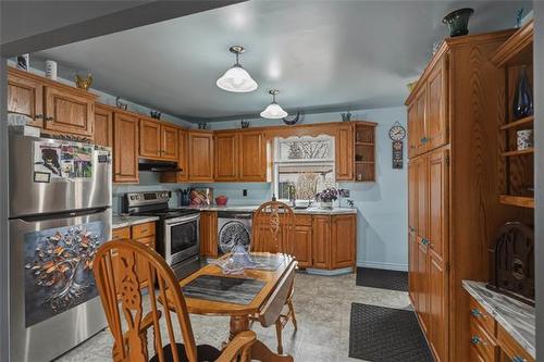 8 Agate Bay, Winnipeg, MB 