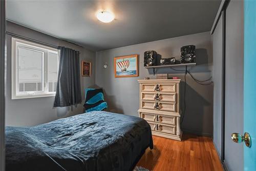 8 Agate Bay, Winnipeg, MB 