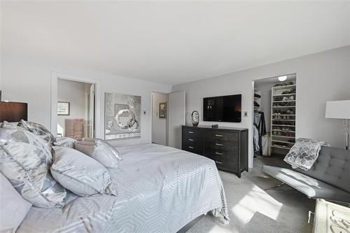 131 Pinehurst Cr, Winnipeg, MB 