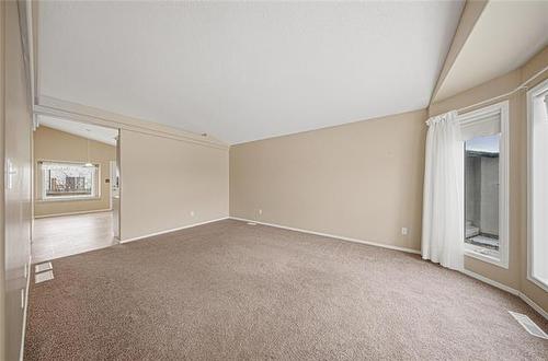 59 Peter Sosiak Bay, Winnipeg, MB 