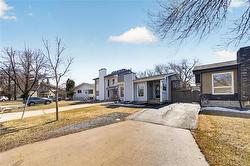 159 Ashford DR  Winnipeg, MB R2N 1K7