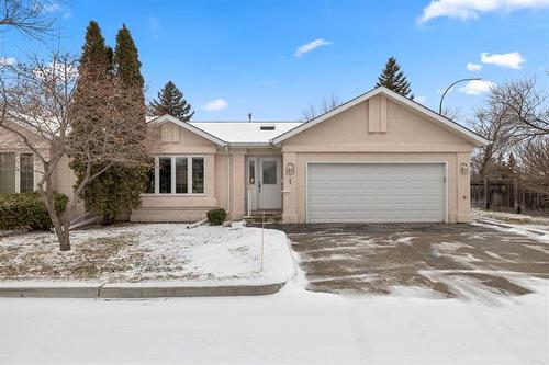 1-30 Victor Lewis DR  Winnipeg, MB R3P 1H5
