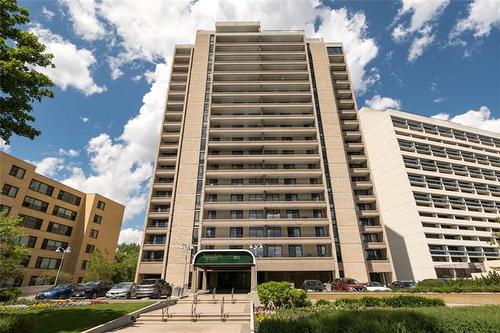 1701-323 Wellington CR  Winnipeg, MB R3M 0A4