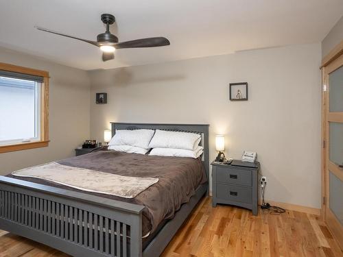 333 Ruby Crescent, Thunder Bay, ON 