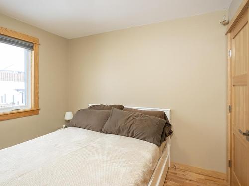 333 Ruby Crescent, Thunder Bay, ON 