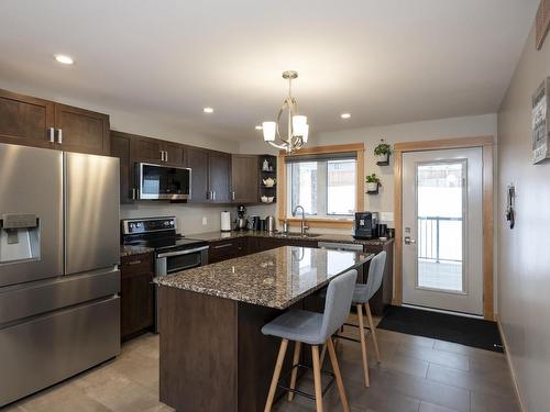 333 Ruby Crescent, Thunder Bay, ON 