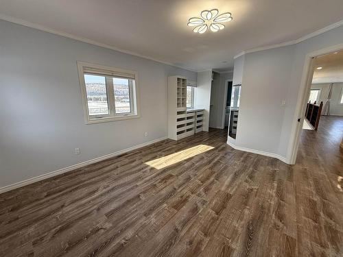 29 Oleksuk Road, Neebing, ON - Indoor Photo Showing Other Room