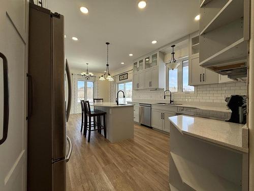 29 Oleksuk Road, Neebing, ON - Indoor Photo Showing Kitchen With Upgraded Kitchen