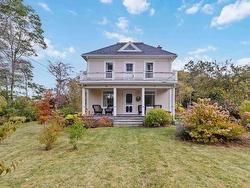 2571 Highway 331 West Lahave, NS B0R 1G0