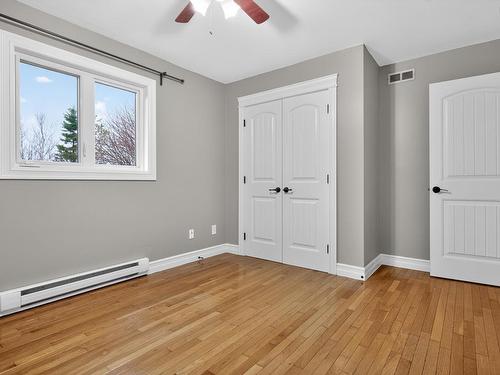 144 Pinewood Crescent, Dartmouth, NS - Indoor Photo Showing Other Room