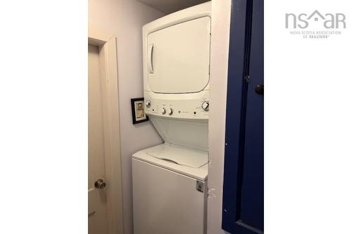 6411 6413 6415 Quinpool Road, Halifax, NS - Indoor Photo Showing Laundry Room