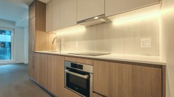 1127-1518 Rue Sherbrooke O.  Montréal (Ville-Marie), QC H3G 1L5