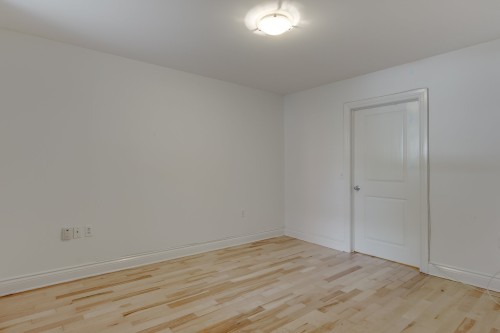 Master Bedroom - 1667 Rue Marie-Anne E., Montréal (Le Plateau-Mont-Royal), QC - Indoor Photo Showing Other Room