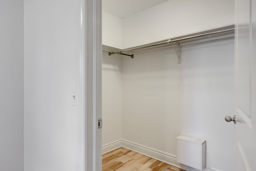 Master Bedroom - 1667 Rue Marie-Anne E., Montréal (Le Plateau-Mont-Royal), QC - Indoor With Storage