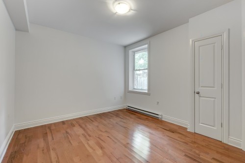 Bedroom - 1667 Rue Marie-Anne E., Montréal (Le Plateau-Mont-Royal), QC - Indoor Photo Showing Other Room