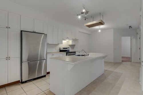 Kitchen - 1667 Rue Marie-Anne E., Montréal (Le Plateau-Mont-Royal), QC - Indoor Photo Showing Kitchen