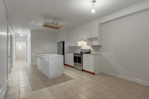 Kitchen - 1667 Rue Marie-Anne E., Montréal (Le Plateau-Mont-Royal), QC - Indoor Photo Showing Kitchen