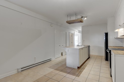 Kitchen - 1667 Rue Marie-Anne E., Montréal (Le Plateau-Mont-Royal), QC - Indoor Photo Showing Kitchen