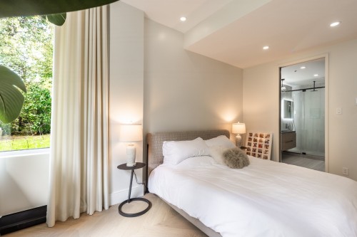 Master Bedroom - 101-210 Ch. Du Golf, Montréal (Verdun/Île-Des-Soeurs), QC - Indoor Photo Showing Bedroom