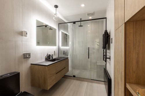 Master Bathroom - 101-210 Ch. Du Golf, Montréal (Verdun/Île-Des-Soeurs), QC - Indoor Photo Showing Bathroom