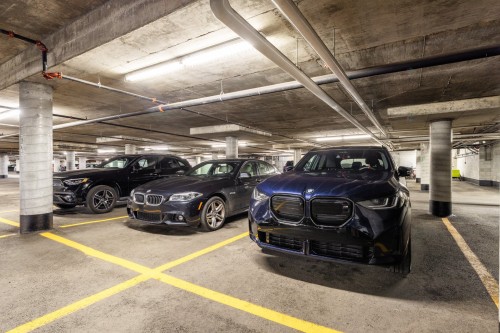 Garage - 101-210 Ch. Du Golf, Montréal (Verdun/Île-Des-Soeurs), QC - Indoor Photo Showing Garage