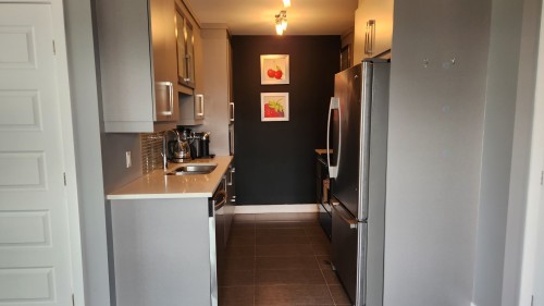 Kitchen - 7555 Boul. Cousineau, Longueuil (Saint-Hubert), QC - Indoor Photo Showing Kitchen