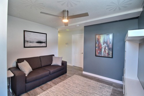 Salle familiale - 3320 7E Rue, Val-D'Or, QC - Indoor Photo Showing Living Room