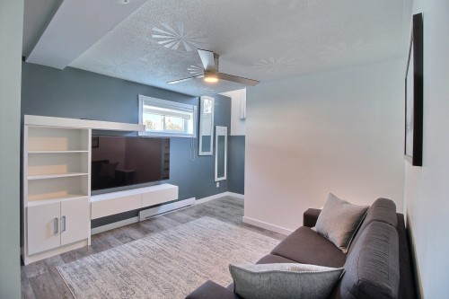 Salle familiale - 3320 7E Rue, Val-D'Or, QC - Indoor Photo Showing Other Room
