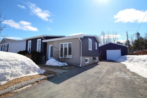 Façade - 3320 7E Rue, Val-D'Or, QC - Outdoor