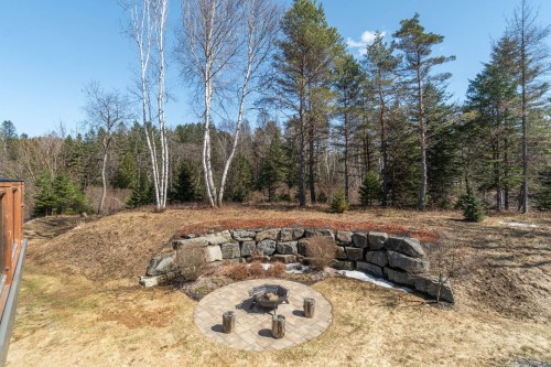 Courtyard - 1254 Allée Des Chevaux-Blancs, Mont-Tremblant, QC - Outdoor