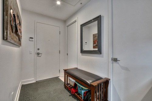 Mud Room - 206-150 Ch. De La Grande-Côte, Boisbriand, QC - Indoor Photo Showing Other Room
