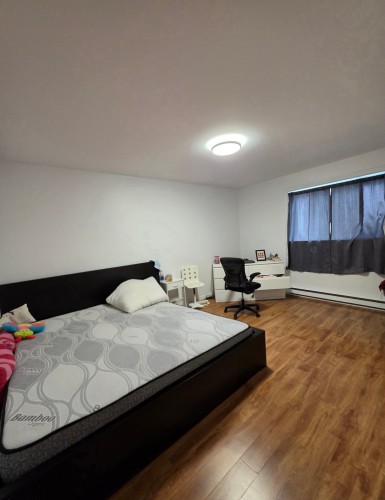 Chambre à coucher principale - 8-2265 Av. Auguste, Brossard, QC - Indoor Photo Showing Bedroom