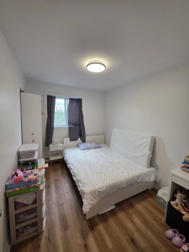 Chambre à coucher - 8-2265 Av. Auguste, Brossard, QC - Indoor Photo Showing Bedroom