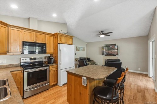 1765 Cameron Cres, Qualicum Beach, BC 