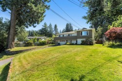 405 Tamarack Rd Colwood, BC V9B 2R4