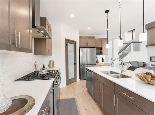19 Englemann Cove, Winnipeg, MB 