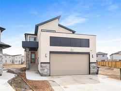 19 Englemann COVE  Winnipeg, MB R3Y 2H7