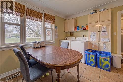 18 Norfolk Street N, Hamilton, ON - Indoor Photo Showing Other Room