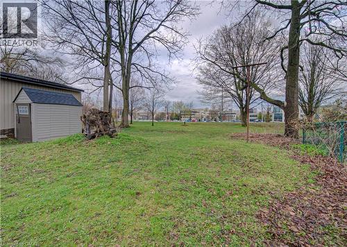 18 Norfolk Street N, Hamilton, ON - Outdoor