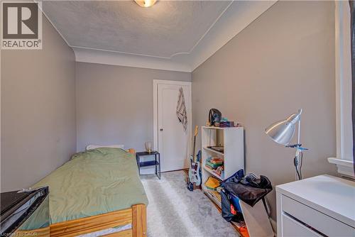 18 Norfolk Street N, Hamilton, ON - Indoor