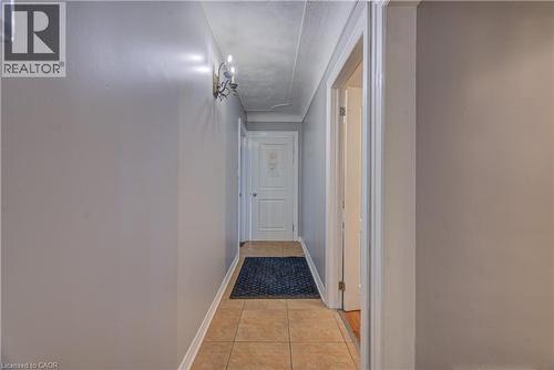 18 Norfolk Street N, Hamilton, ON - Indoor Photo Showing Other Room