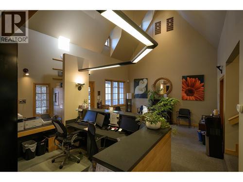 3335 Dunbar Street, Vancouver, BC 