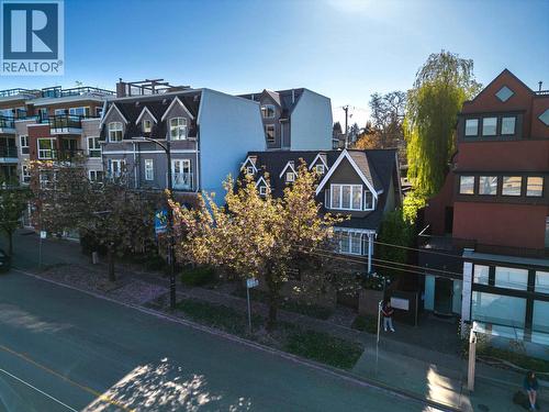 3335 Dunbar Street, Vancouver, BC 