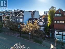 3335 DUNBAR STREET  Vancouver, BC V6S 2B9