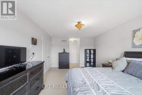 48 Nashville Circle, Hamilton, ON - Indoor Photo Showing Bedroom