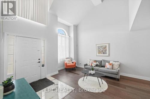 48 Nashville Circle, Hamilton, ON - Indoor