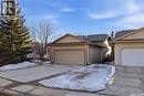 402 Overholt Crescent, Saskatoon, SK  - Outdoor 
